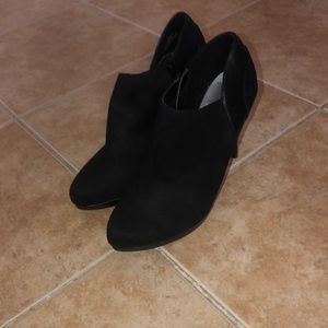 High heel booties